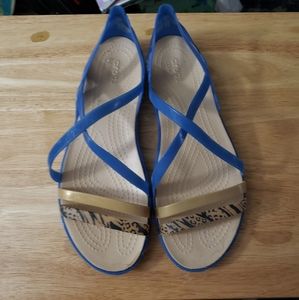 Womens sz 11 Croc sandals
